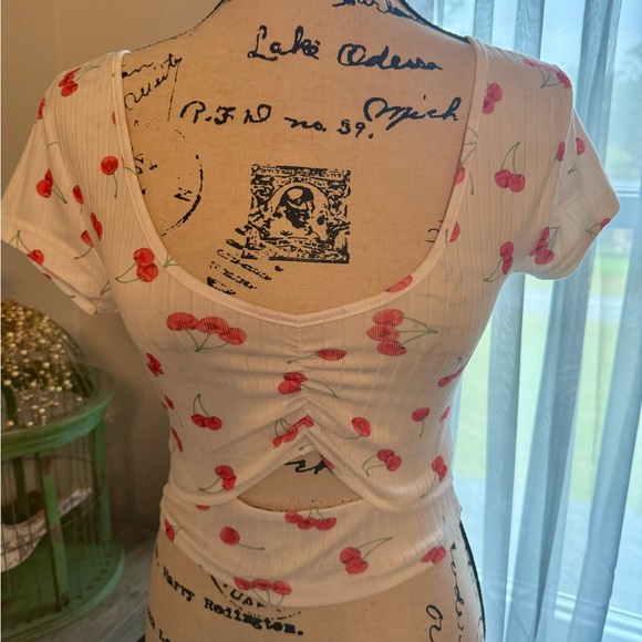 Short Sleeve Cutout Design Cherry Top - Picture 1 of 2